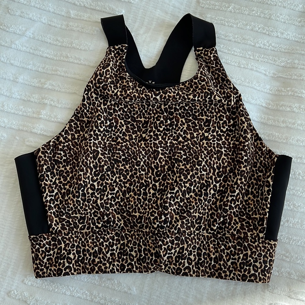 Varley Leopard Workout Set - Picture 9 of 14